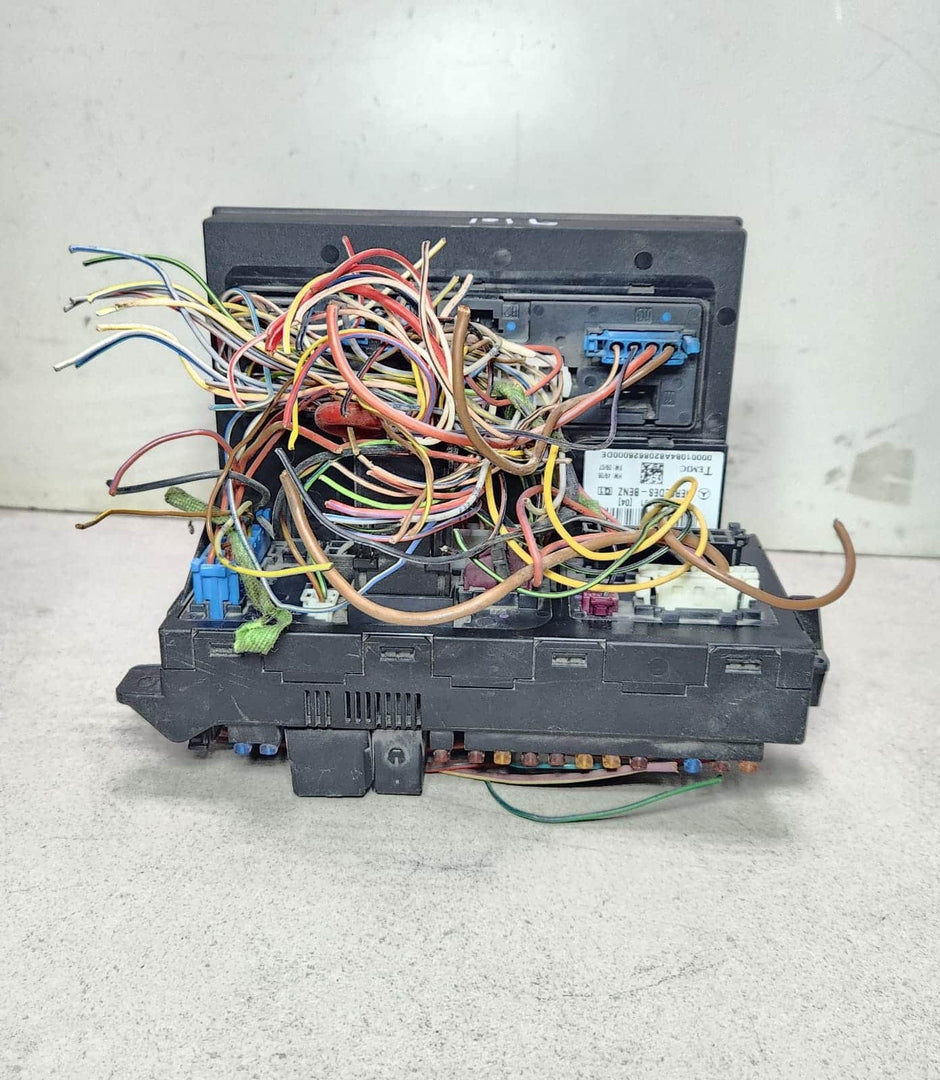 2006 Mercedes-Benz E350 Fuse And Relay Center 2115459101