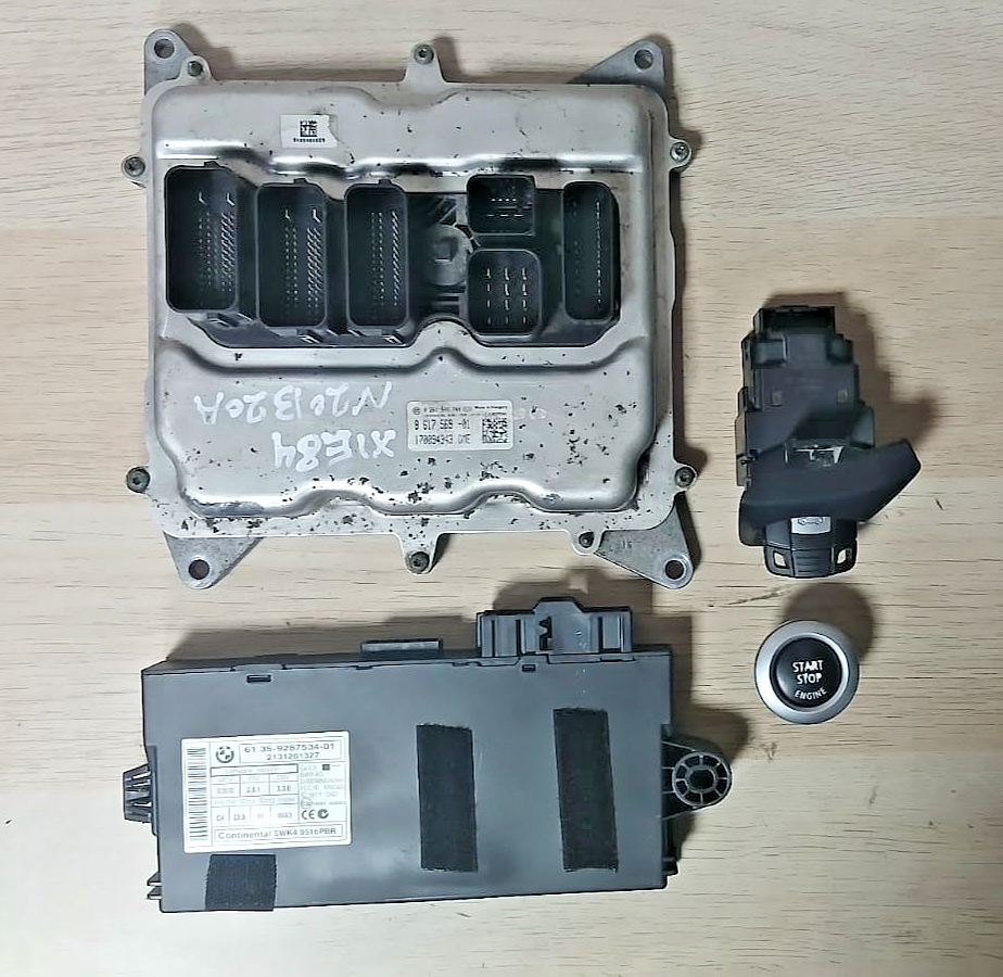 BMW X1 E84 N20 Engine ECU DME CAS3 Key Set Manual OEM 8617569