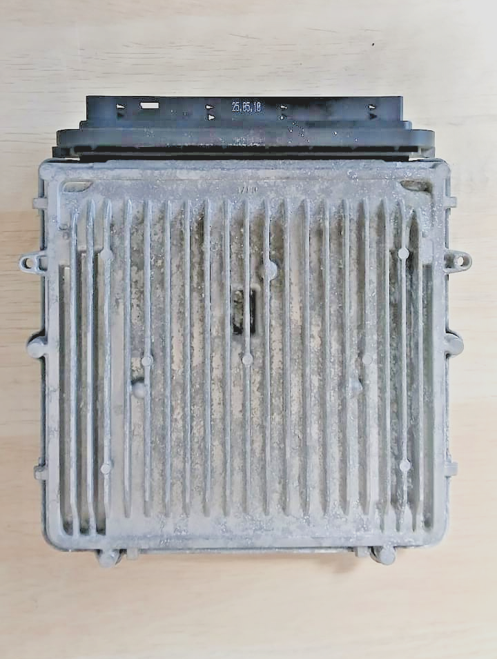 BMW F10 N47 Engine Control Unit ECU DDE Diesel 8510137 OEM Genuine Used