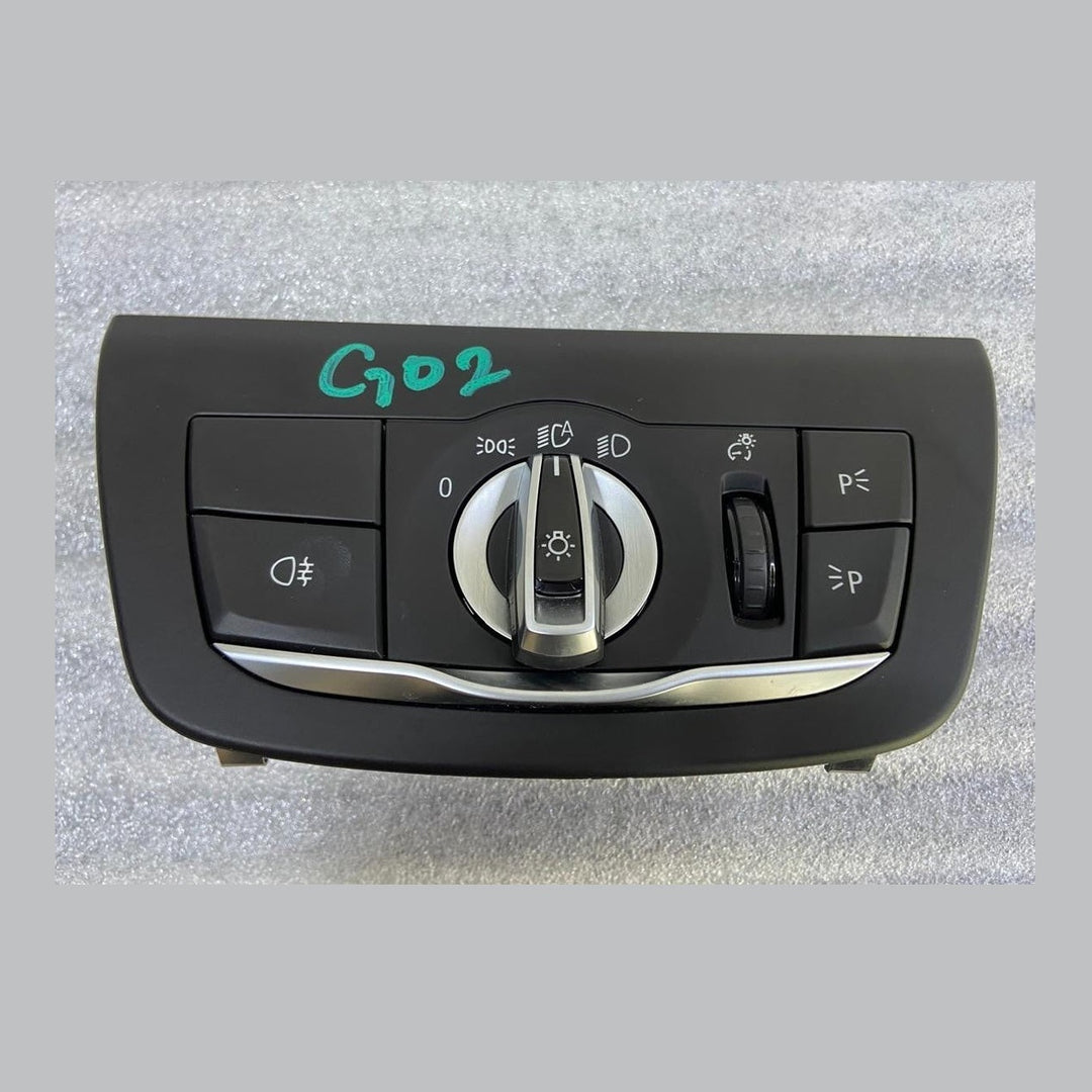 OEM BMW X3 G01 G02 HEADLIGHT SWITCH CONTROL UNIT 9472965
