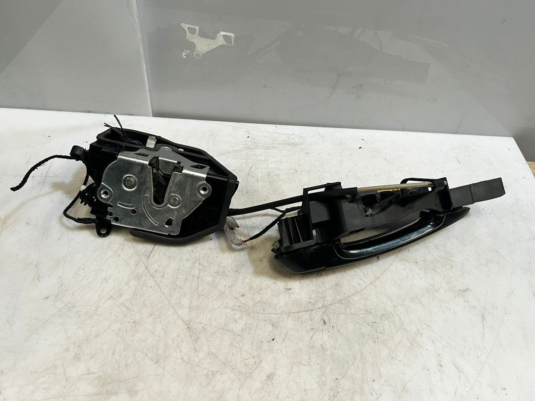 2011-2017 BMW X6 E71 Rear Right SIDE Door Lock Actuator 7318414 OEM