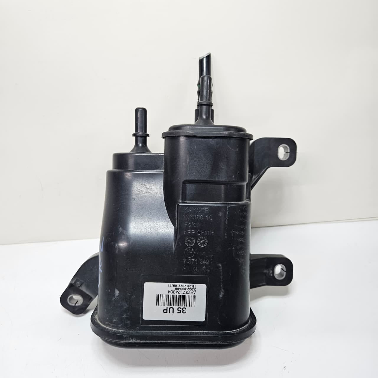 OEM BMW 5 Series G30 5 GT F07 Activated Charcoal Filter 7371249
