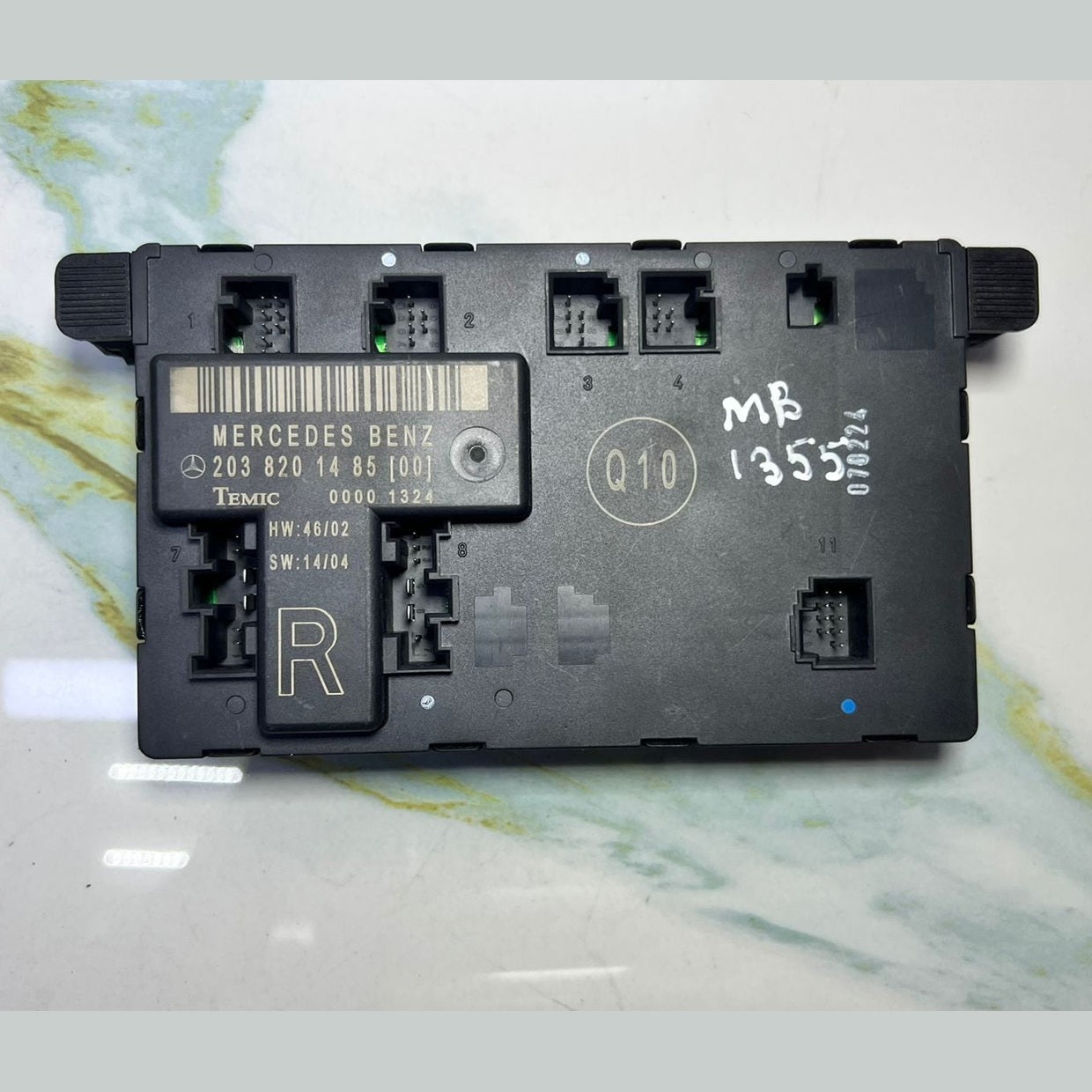 Mercedes-Benz Door Control Module 2038201485 W203 C-Class