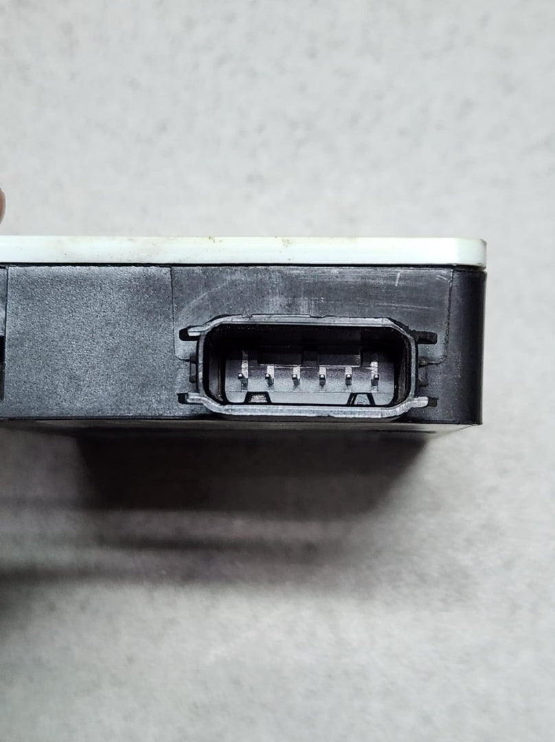 Mercedes Blind Spot Assistant Radar Sensor A0009052504 E CLA CLS ML GL Class