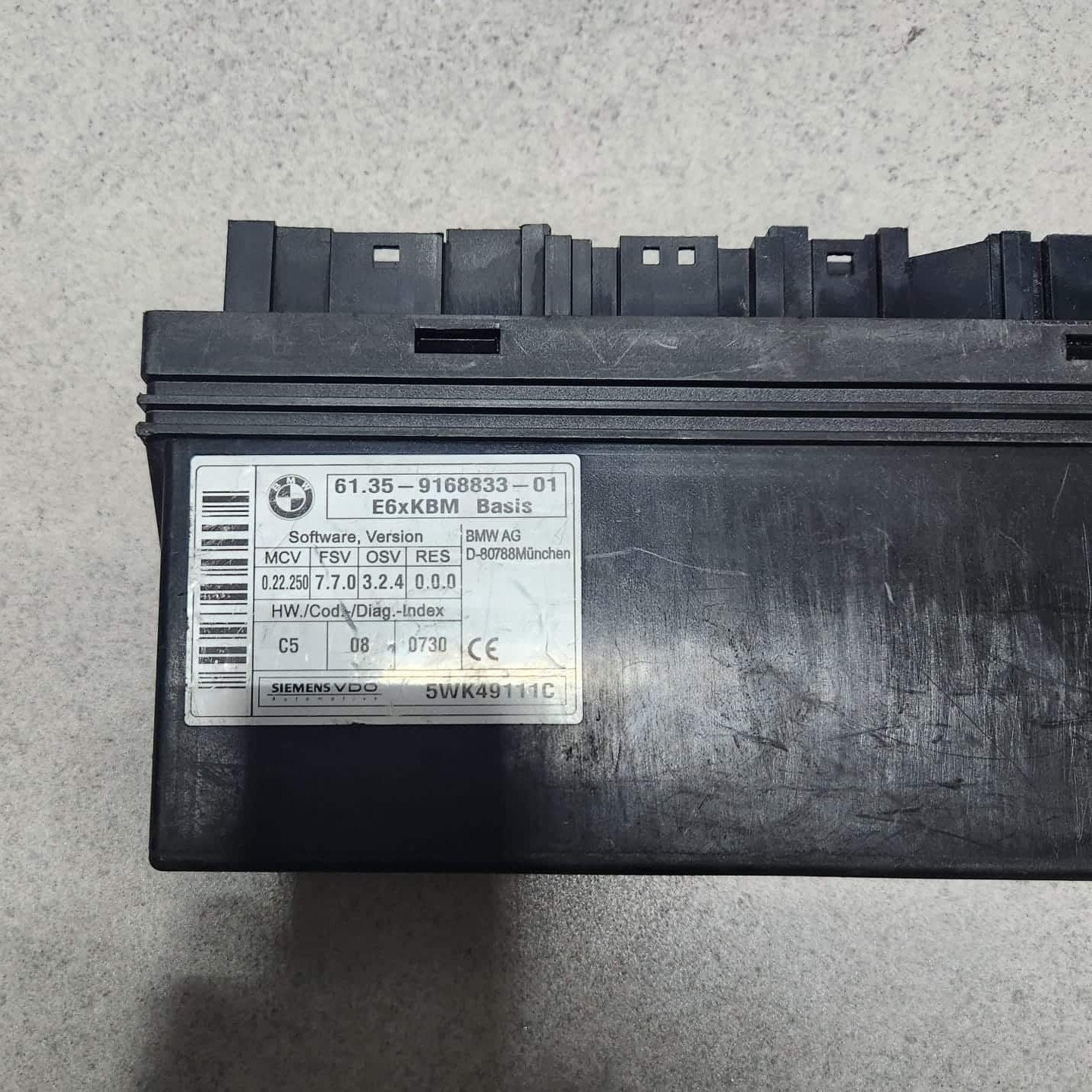 2008-2010 BMW 528i Body Control Module 9168833 5-Series and M6 E60 E63 E64