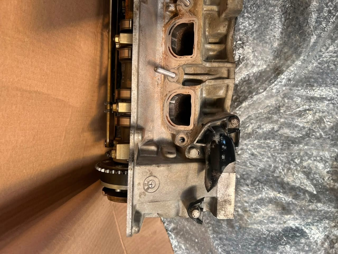 2005-2011 BMW 3 1 Series N45B16A E90 E81 E87 Cylinder Head 7505975 OEM