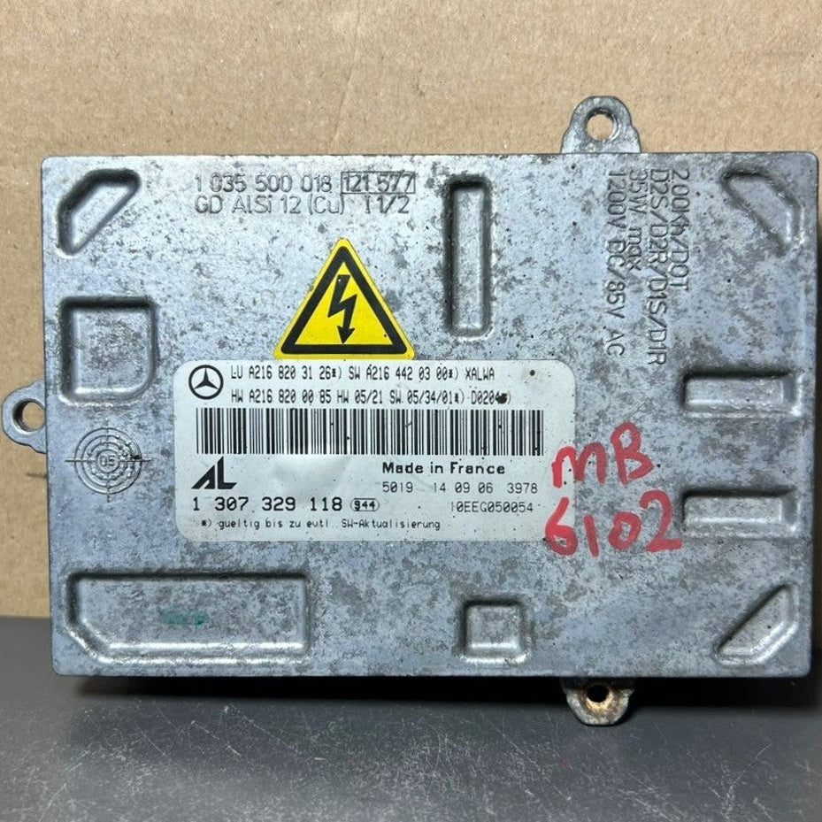 Mercedes Benz W221 Xenon Light Headlight Control Module Unit A216 8203126 OEM