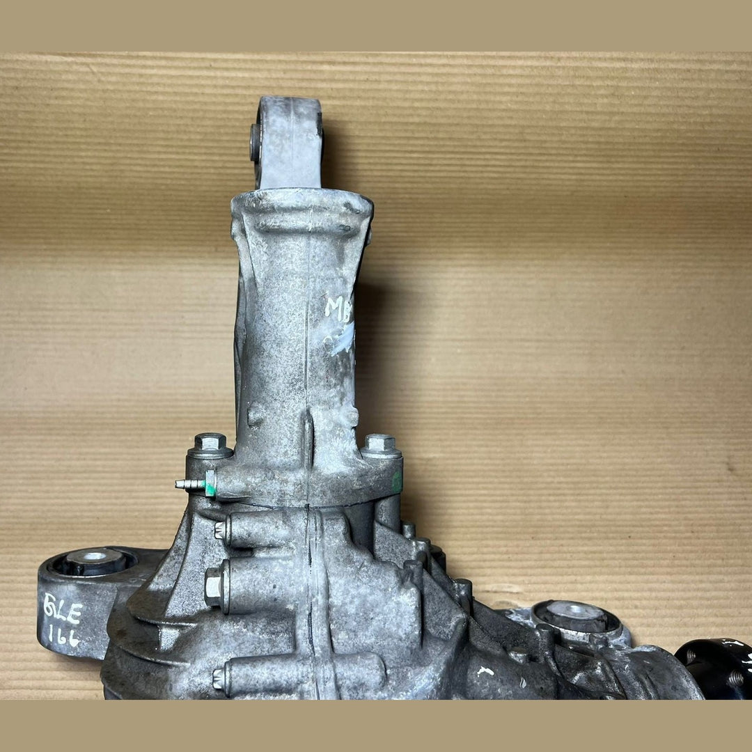 Mercedes W166 GLE Front Axle Differential A166 3301900 Gear Ratio 2.85 Diesel