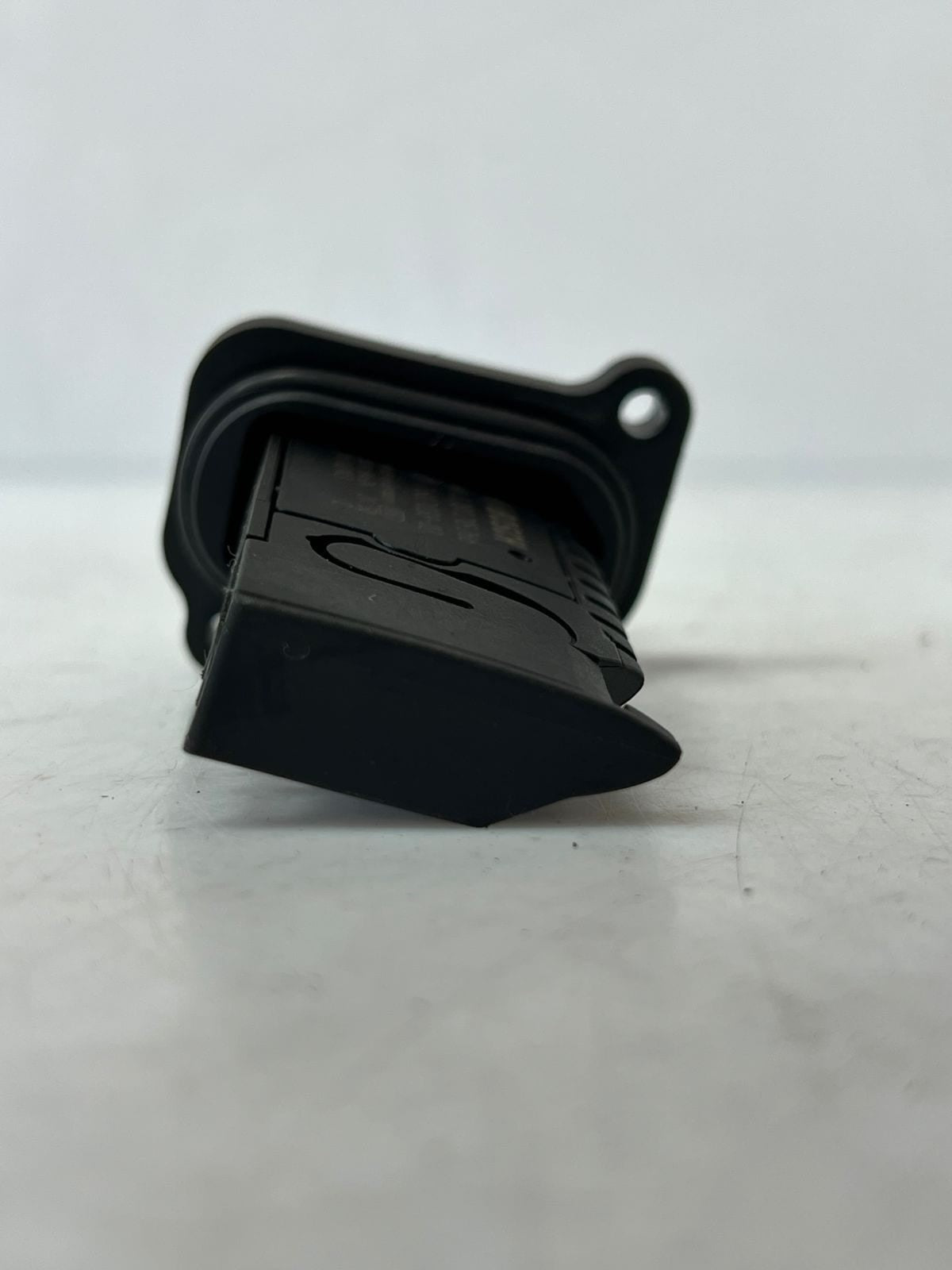 2014-2018 BMW X3 Mass Air Flow Sensor 7602038