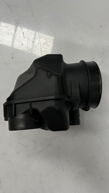 2012-2016 BMW M5 Air Intake Tube OEM left driver side 1371 7843276