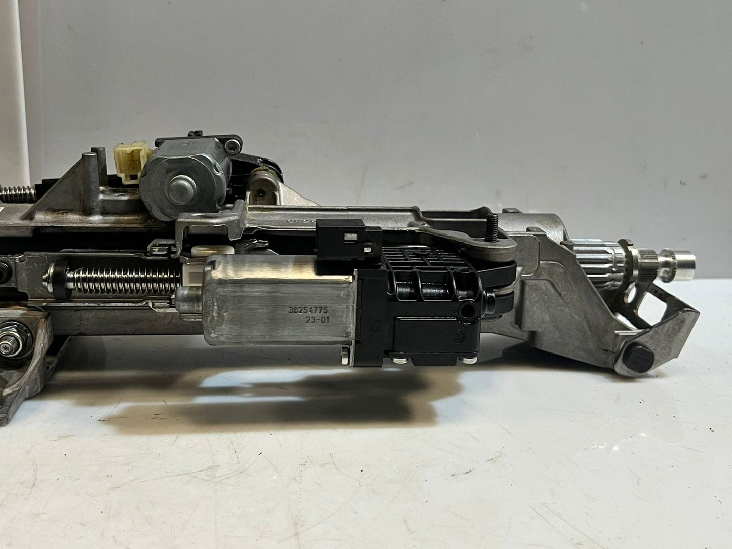 2024 BMW iX I20 and I7 G70 Electric Steering Column Adjustment 5A81930 OEM