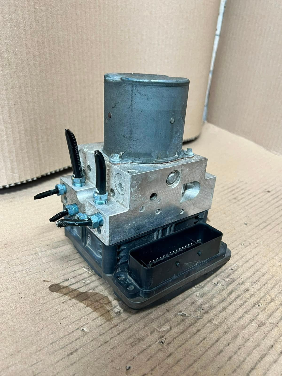 2008-2013 BMW X6 E70 X5 E71 Anti Lock Brake ABS Pump 6798284 OEM