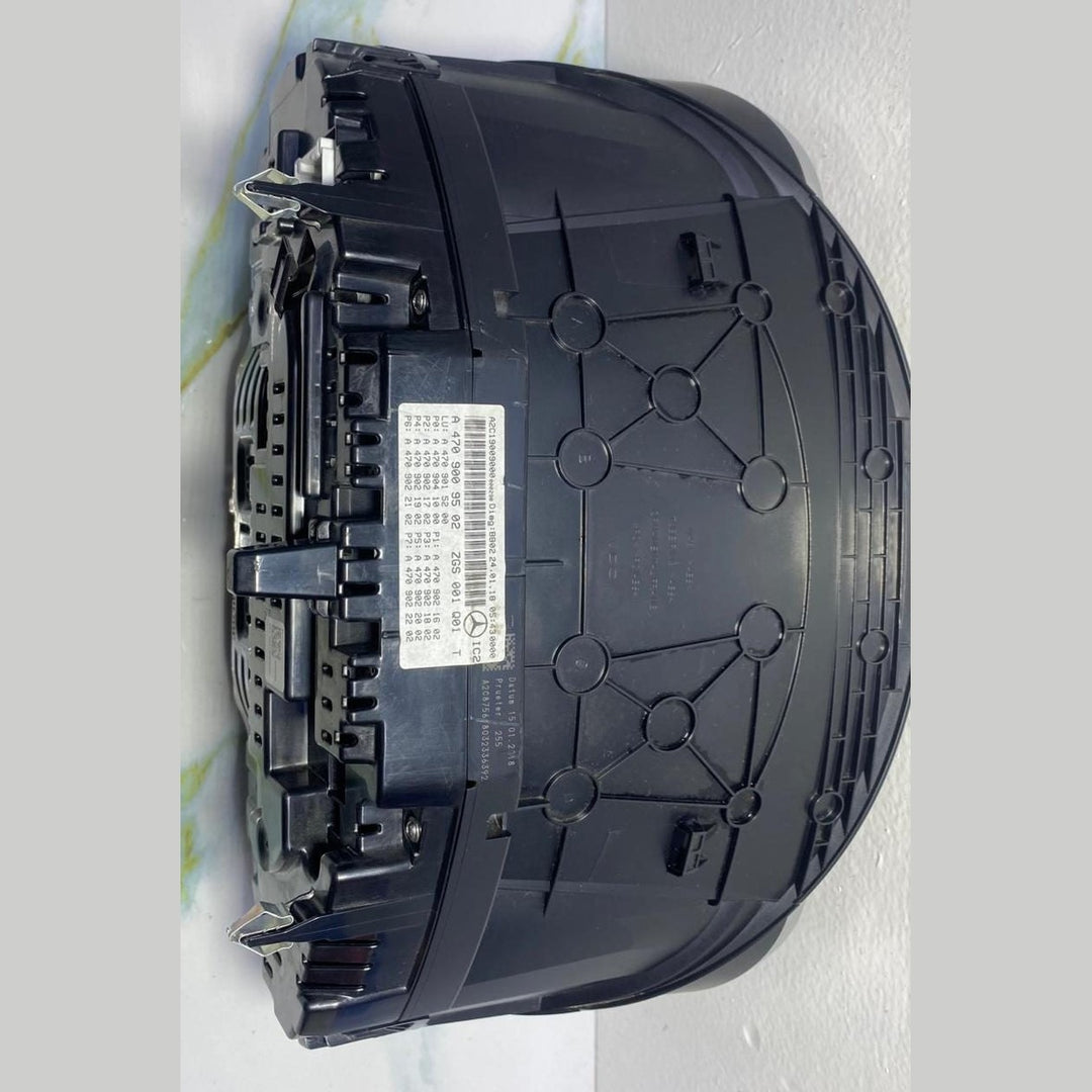 Mercedes Instrument Cluster Speedometer A4709009502