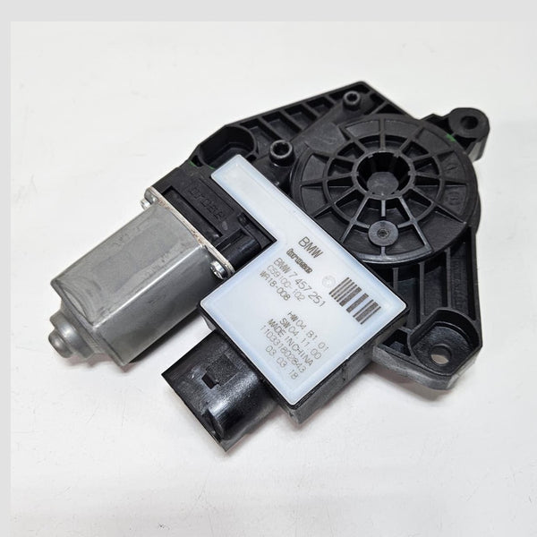 2018 BMW X3 G01, X4 G02, Window Regulator Motor 7457251