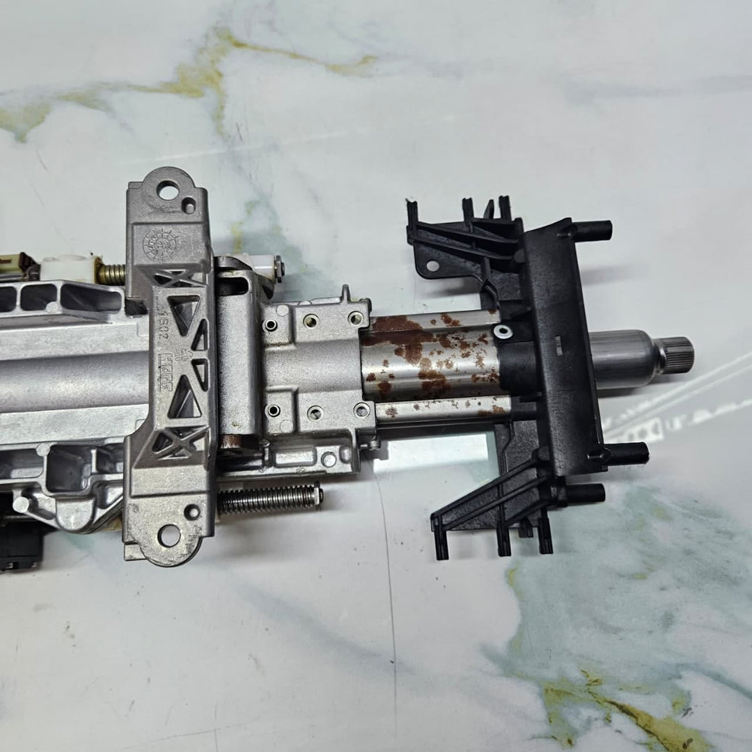 2020-2024 BMW X5 F95 G05 X5 Power Steering Column Assembly 7045955