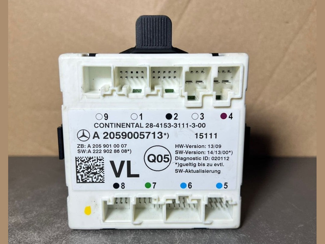 Mercedes-Benz W205 C-Class Front Left Side Door Control Module A205 9005713 OEM