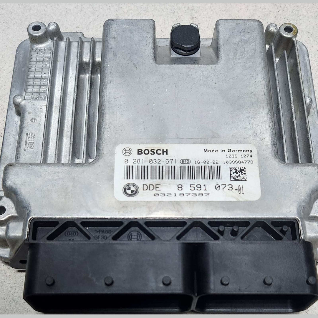 2015-2020 BMW X1 Engine Control Unit 8591073 320d and X1 2.0D F48