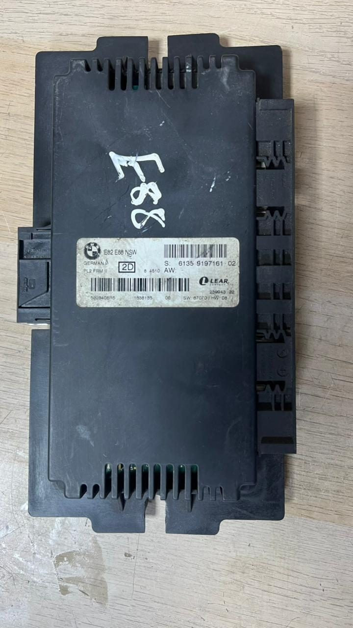 BMW 2008-2009 BMW 128i Footwell Light Control Module 9197161 FRM E82 E88 2D