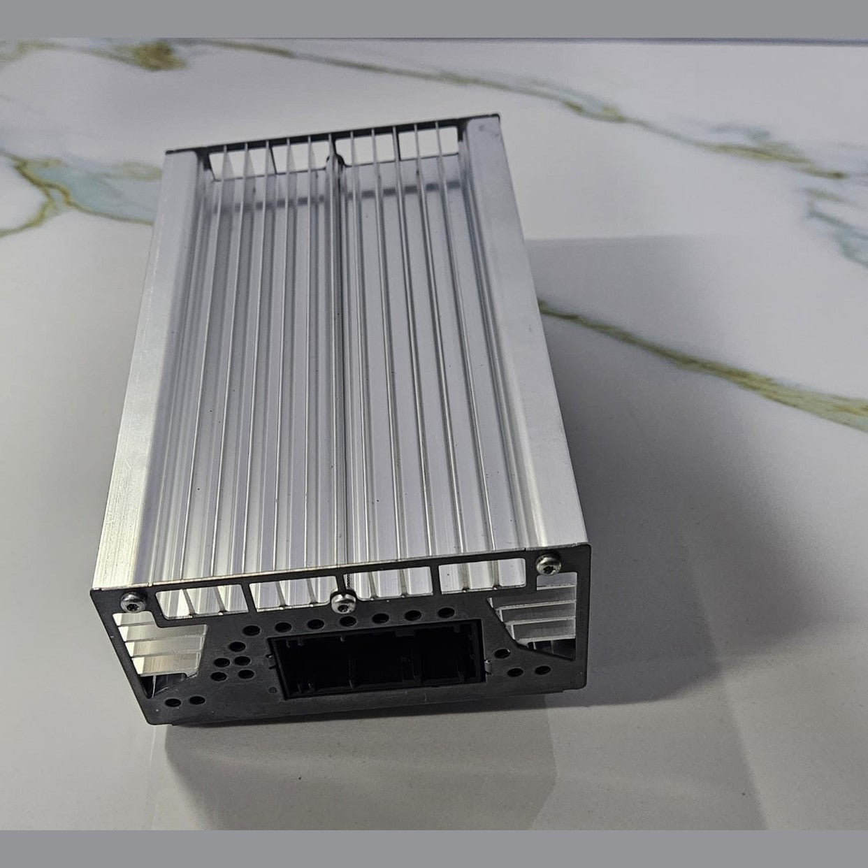 OEM BMW 7 Series F01 F02 F10 Hifi System Amplifier Harman Becker 9312590