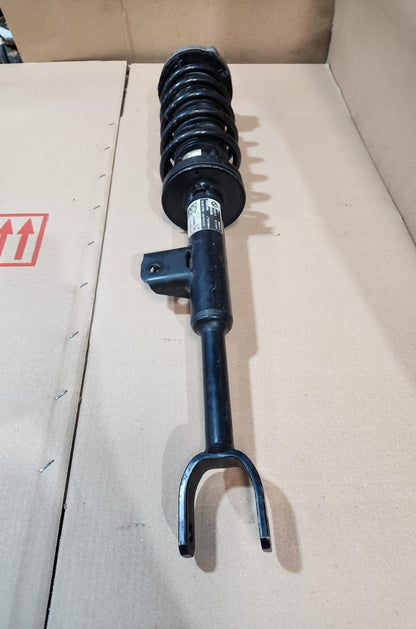 2017-2023 BMW 530i Front Shock Absorber 6866592 5 Series G30 530i and 540i 