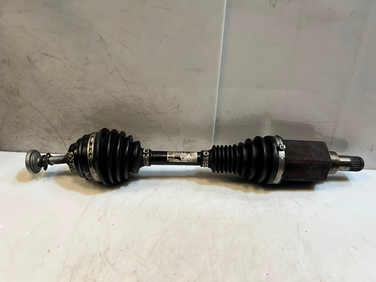 2010-2015 BMW X1 E84 Front Left CV Axle DRIVE Shaft 7591681 OEM