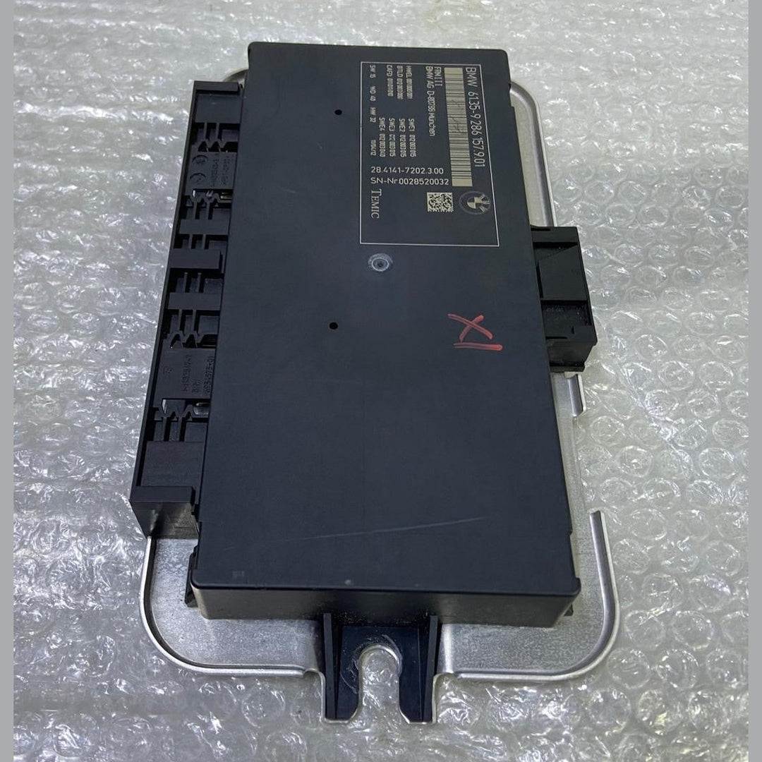 OEM BMW F01 F10 F13 F25 F26 FRM3 LCM FOOTWELL LIGHT CONTROL MODULE 9286157