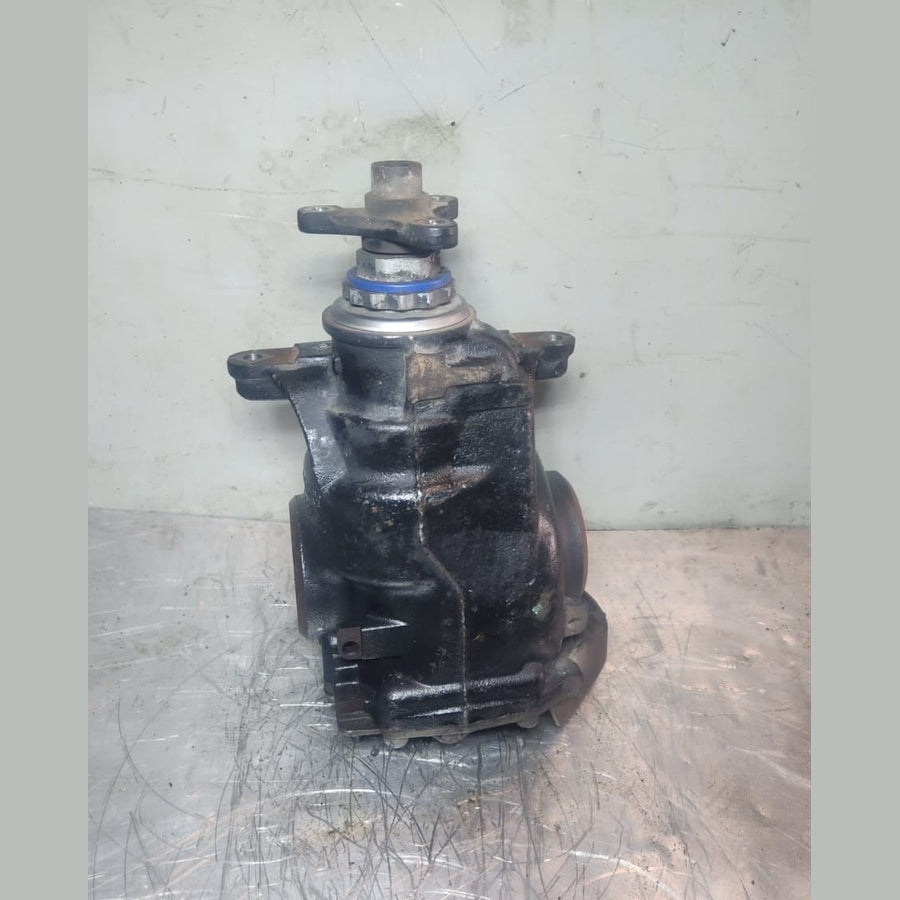 2015-2016 BMW 228i Rear Differential Carrier Assembly 7612168 230i 328i 330 2.81