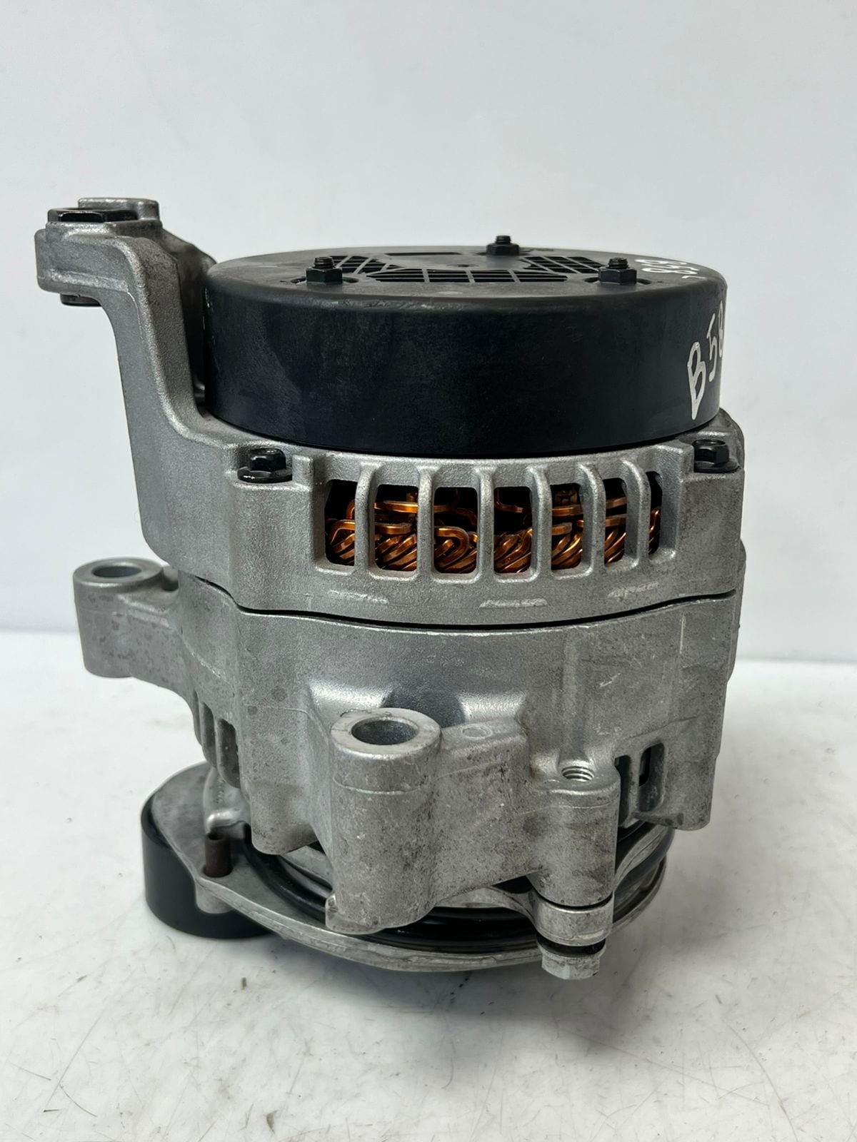 2020-2023 BMW 320i G20 G21 320 330 G01 X3 G02 X4 G05 X5 B48 Alternator 8634167