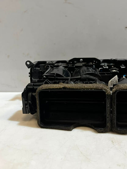 2015 BMW M5 7 5 Series F10 F11 F01 F02 Center DASHBOARD Air Vent Grille 9192903