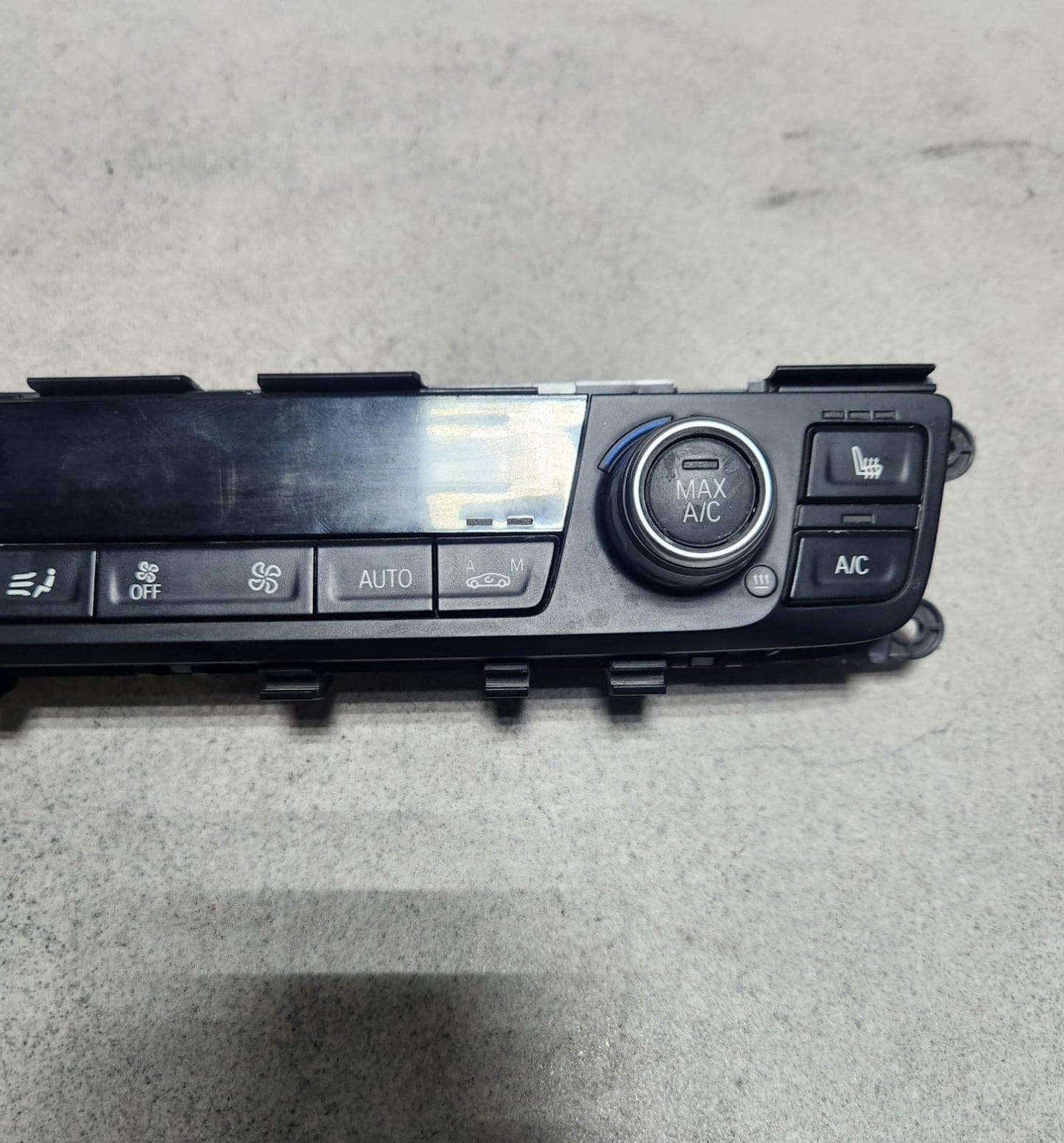 2014-2020 BMW i8 Climate Control Unit 9361799