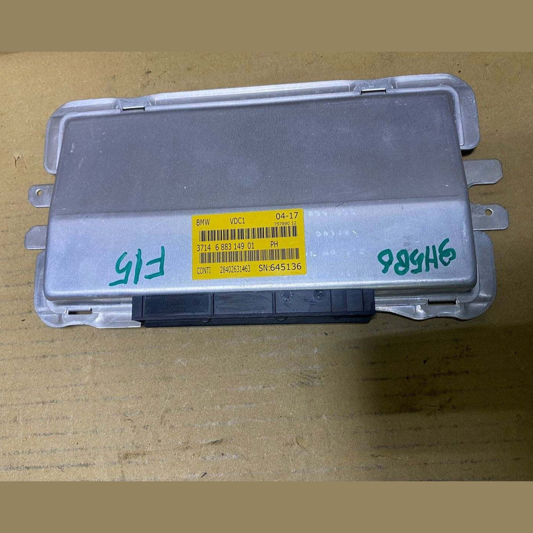 2012-2018 BMW M6 Suspension Control Module 6883149 X6M F16