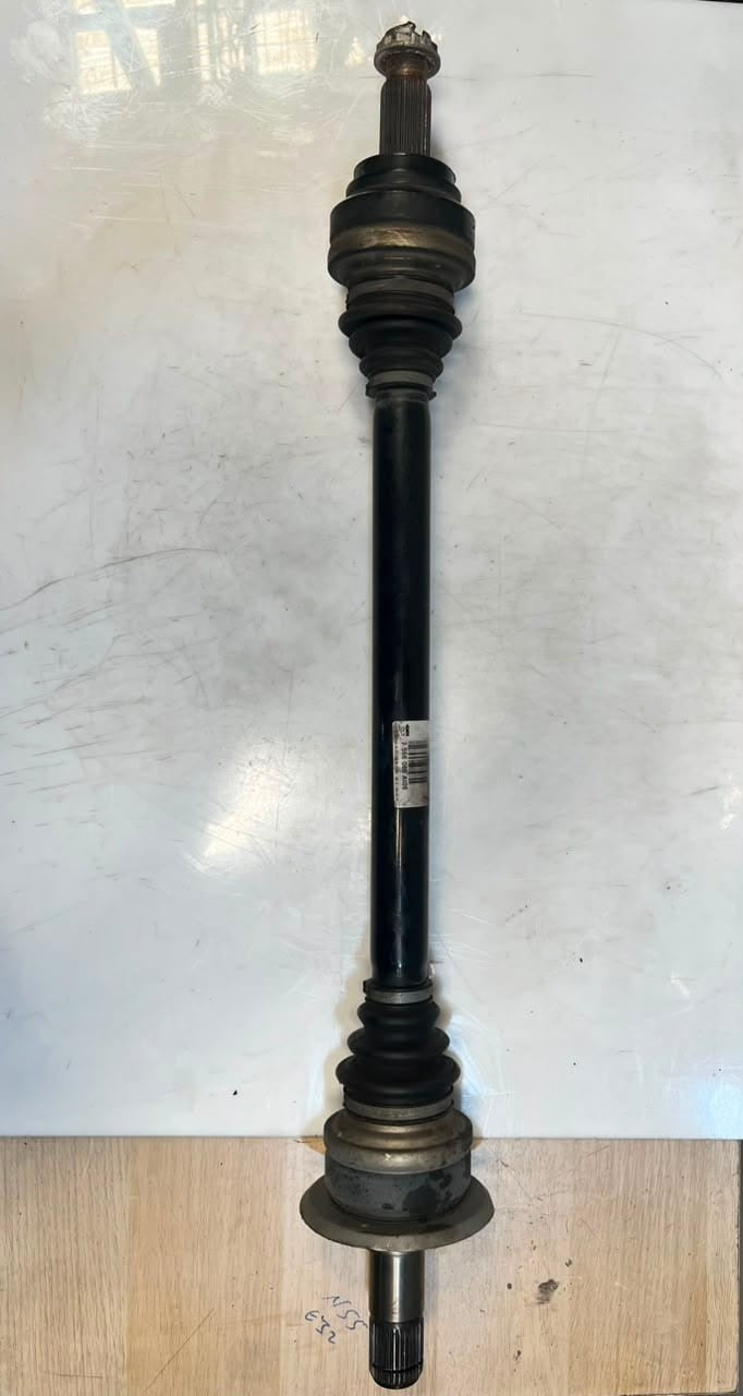 BMW 550i F03 F04 F01 F02 7-Series 650i 750iGT Rear Right Axle Shaft 7566086