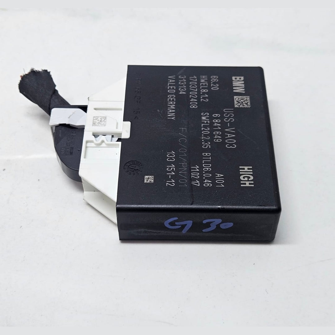 2017-2019 BMW 530i G30 G31 G11 G12 Park Assistant Control Module 6841649 OEM