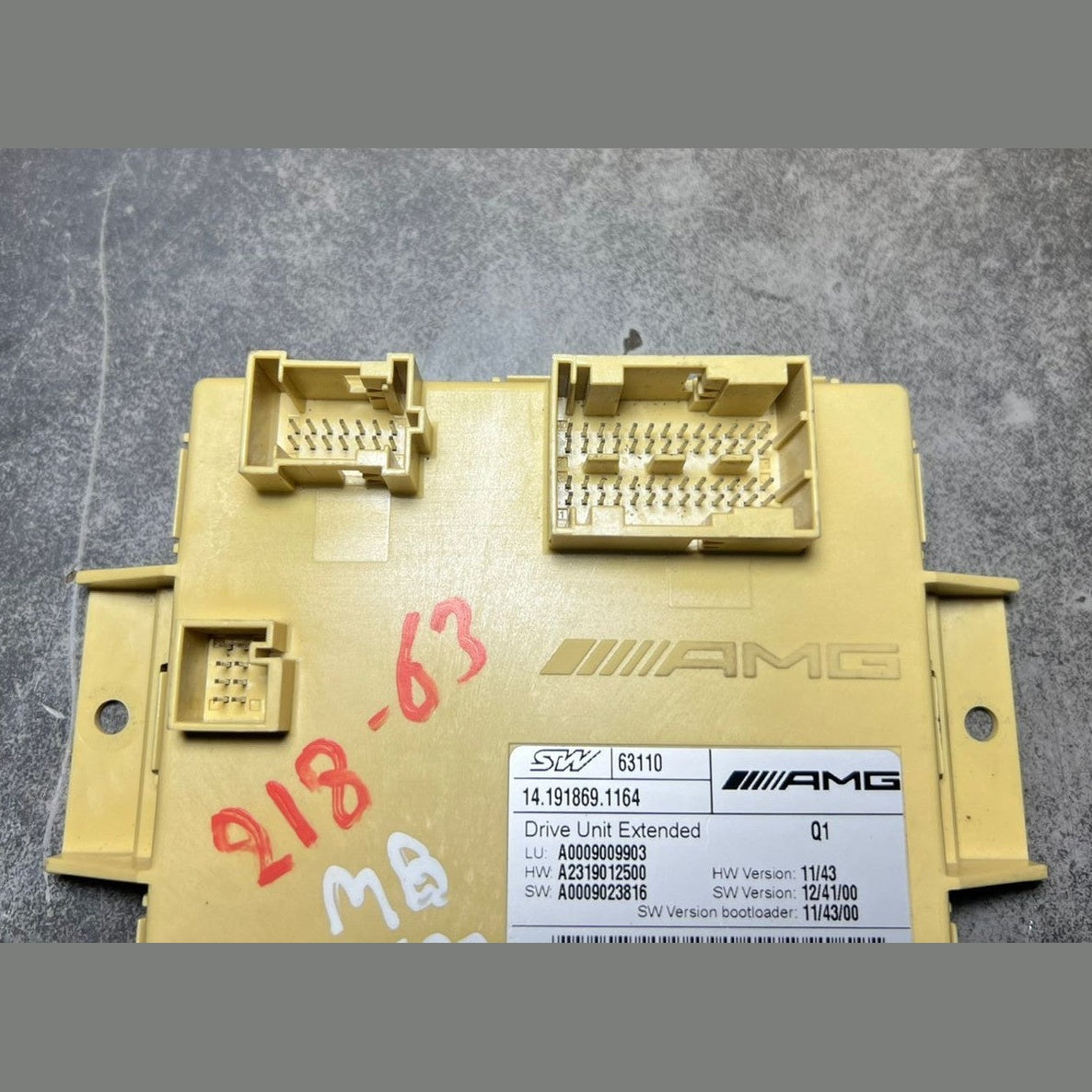 12-17 Mercedes W218 CLS AMG 63 Drive Unit Extended Control Module A000 9009903