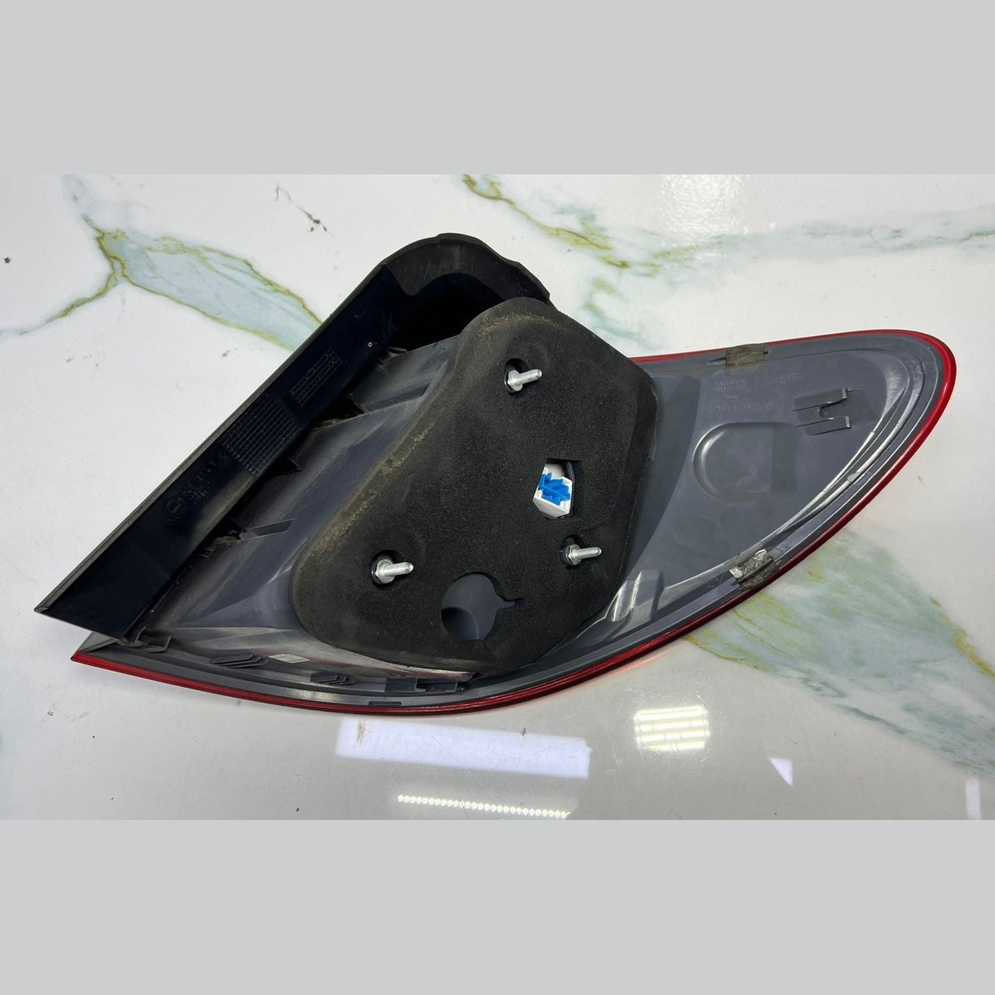 Mercedes W246 B-Class B200 Rear Left Side LED Tail Light Brake Stop Lamp OEM