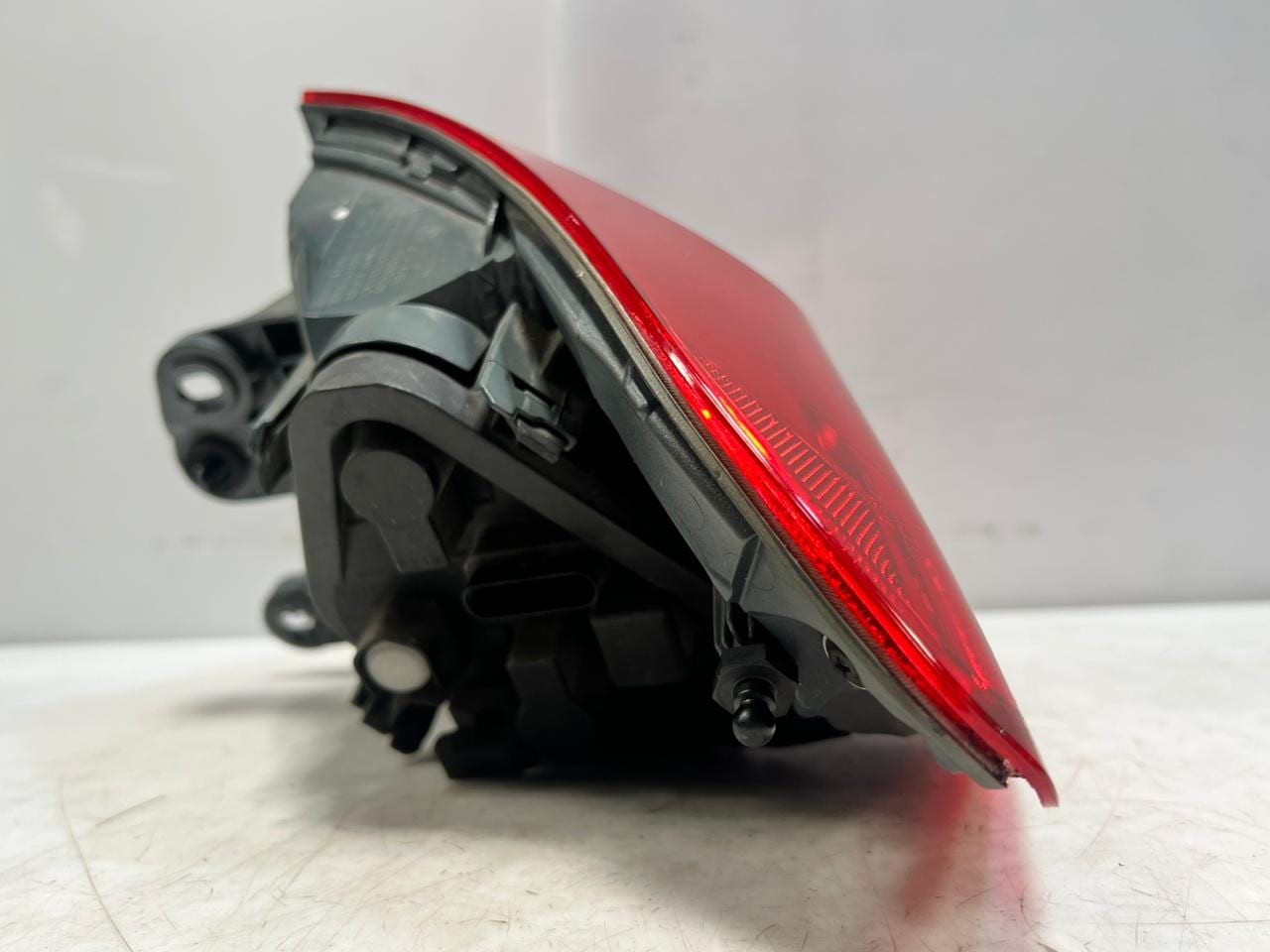 BMW 3 Series F30 F35 F31 Rear Tail Light Left Side 7372785 OEM