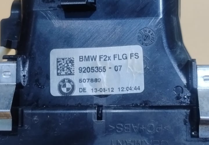 BMW 1 SERIES F20 F21 2012 DASHBOARD AIR VENT GRILL & TRIM LEFT SIDE 9205355