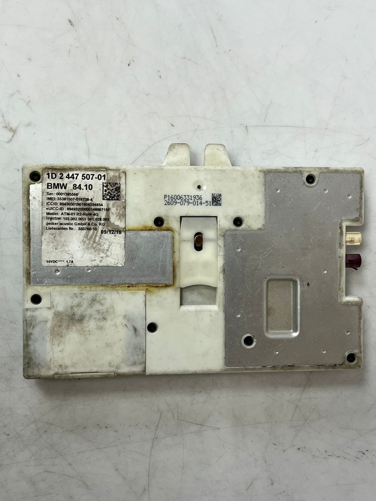 BMW 7 Series G11 G12 Telematics Communication Antenna Control Module 2447507 OEM