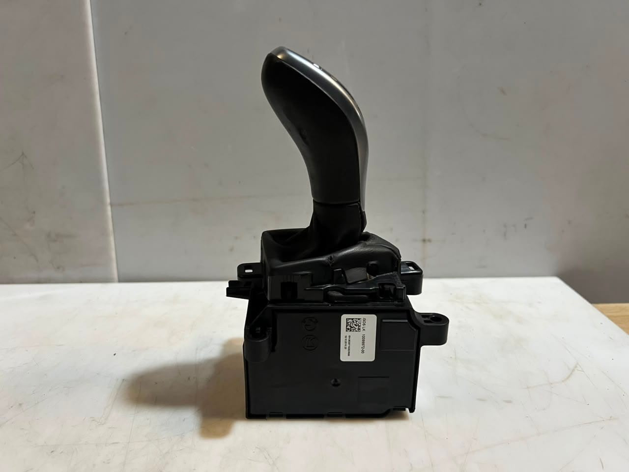 BMW X1 E84 1 Series F20 F21 4 Series F32 F33 Gear Shifter/Selector 9296899 OEM
