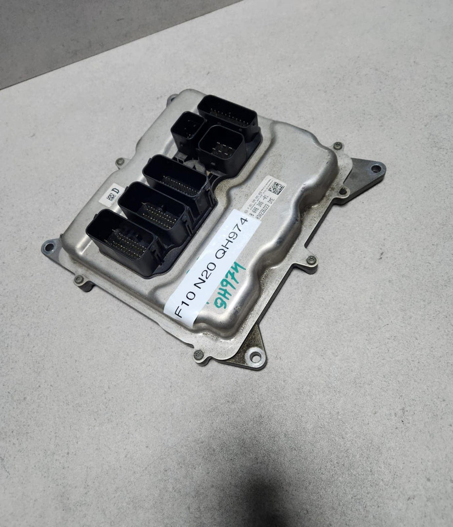 2012-2017 BMW 320i Engine Control Unit DME8606306 F30 320i F10 F11 F25