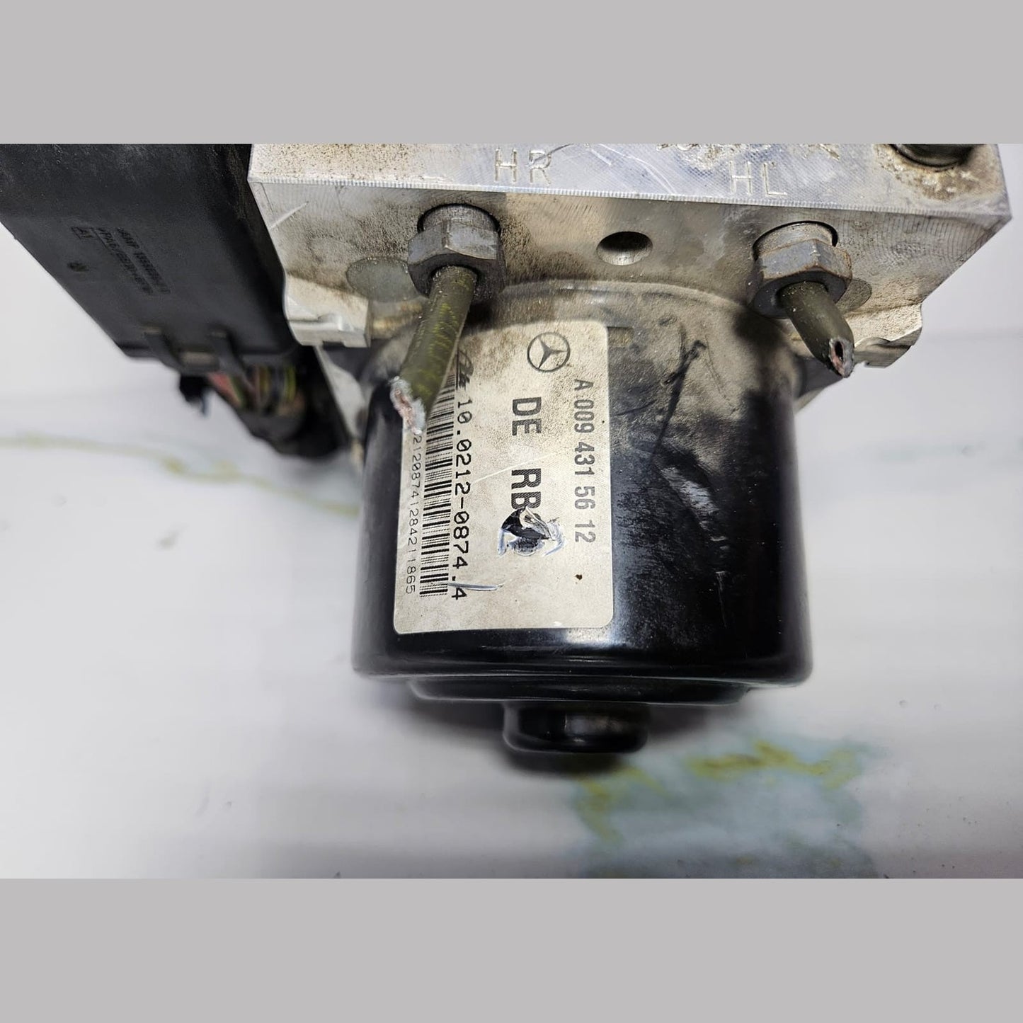 Mercedes W212 E-Class Hybrid ABS Anti Lock Brake Pump Module A000 9019800 OEM