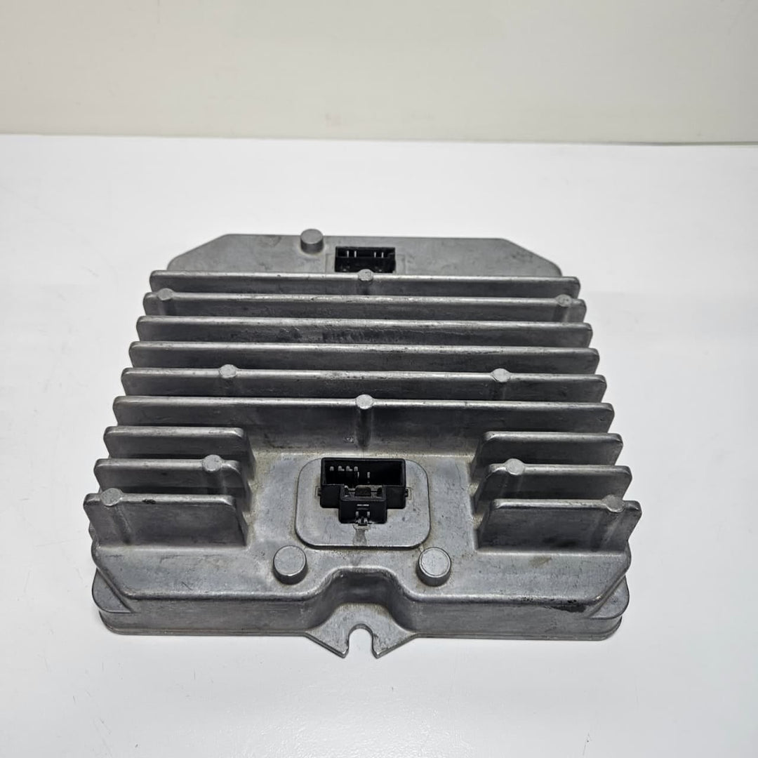 2017-2020 BMW 5 7 Series G30, G11 G12, X5 Power Control Module 9864884