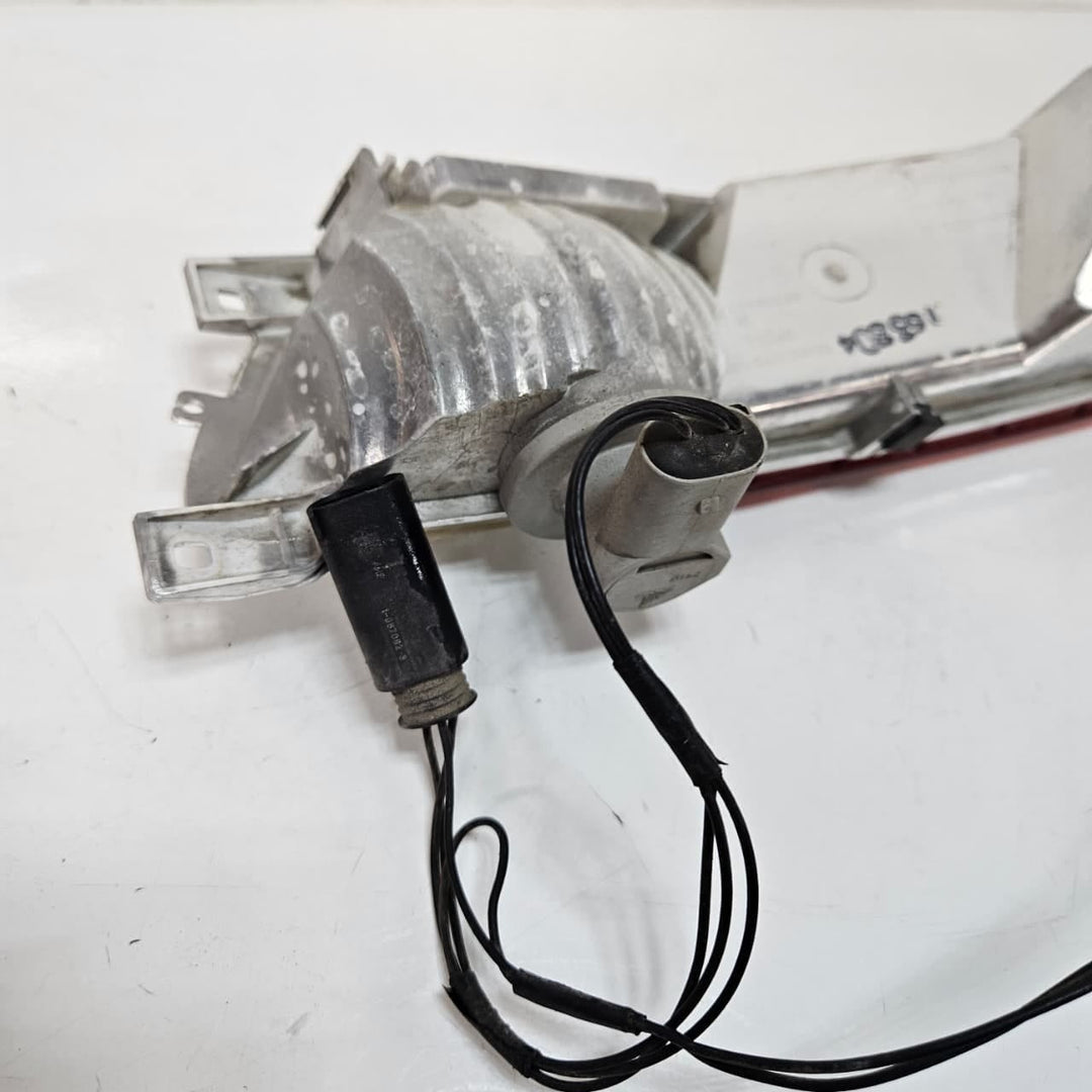 6911899-2006-2008 BMW 6 Series E63 E64 M5 Bumper Light Rear Left OEM