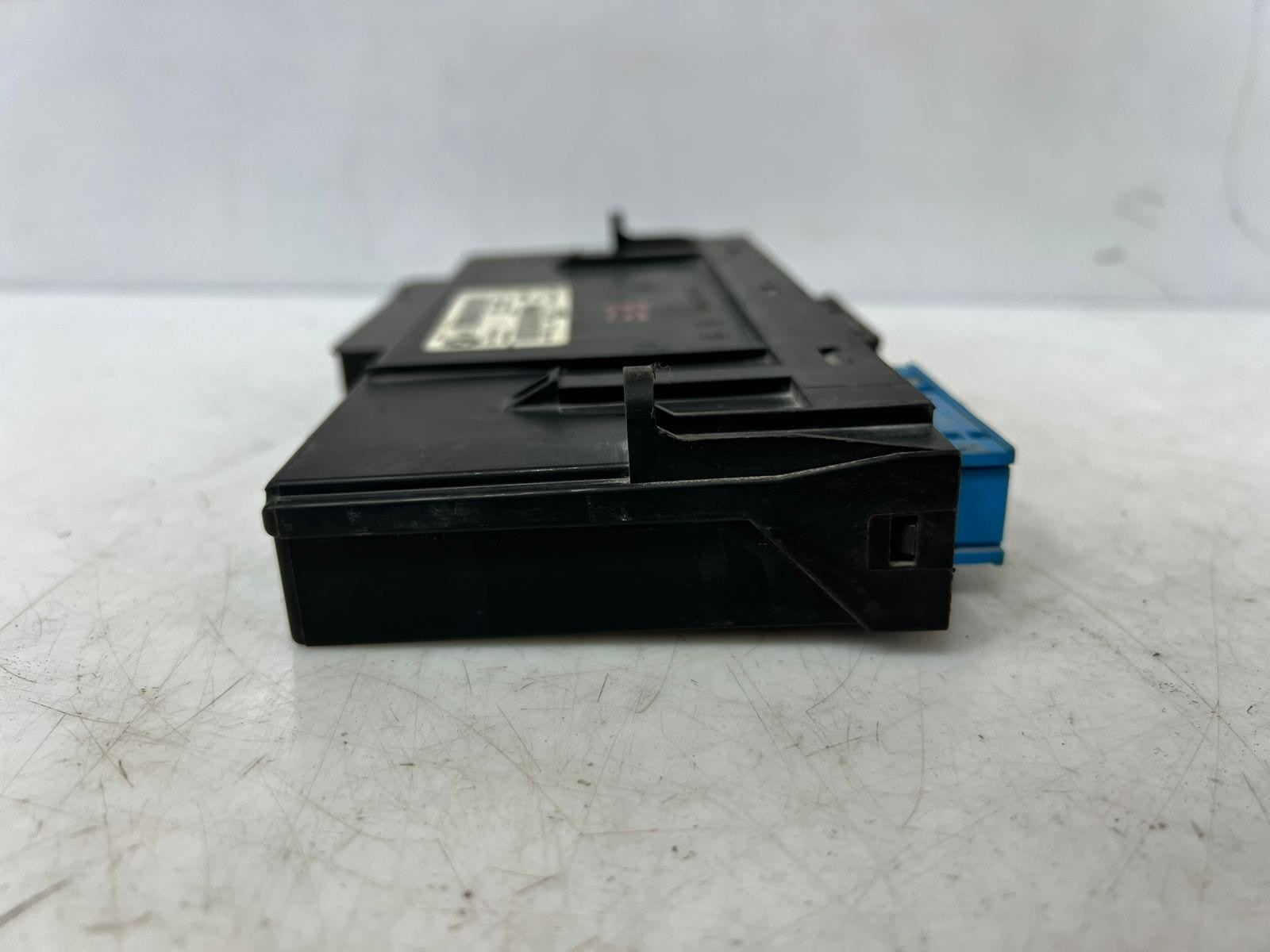 2009-2011 BMW 335i 325I 4-door Body Control Module 9229876 OEM
