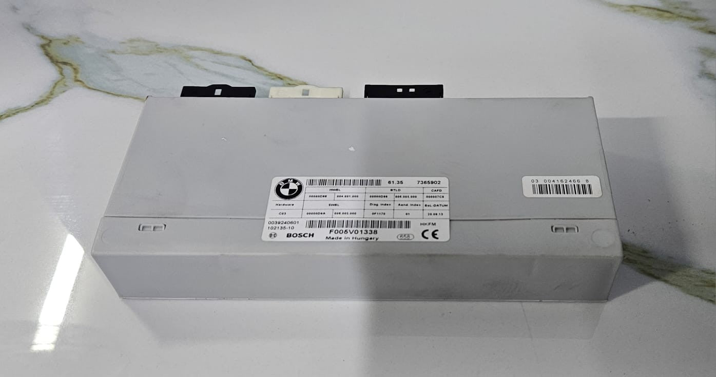 OEM BMW F01 F02 F10 F07 REAR TAILGATE LIFT TRUNK LID CONTROL MODULE 7365902