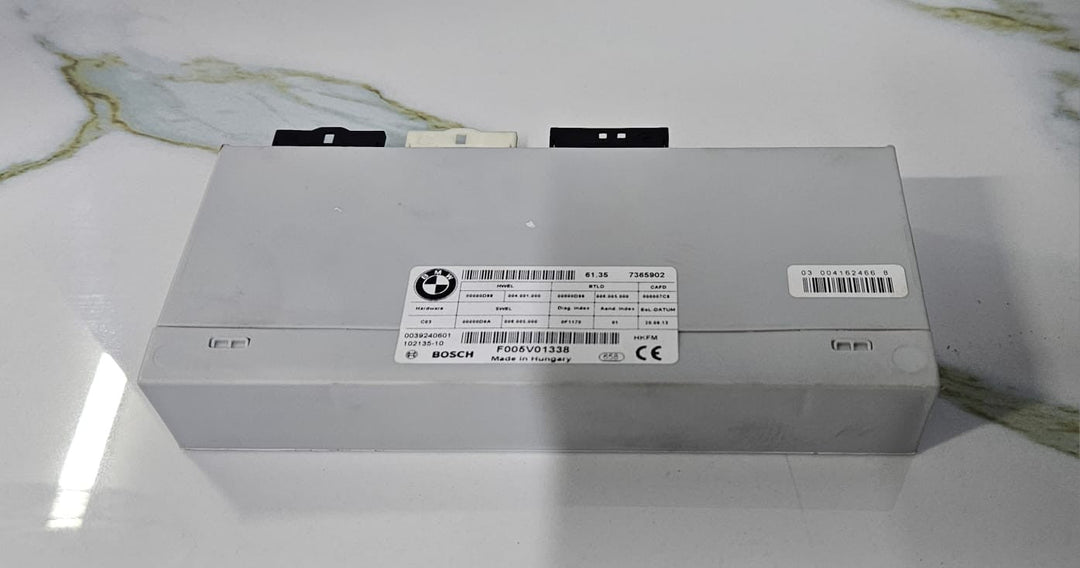 OEM BMW F01 F02 F10 F07 REAR TAILGATE LIFT TRUNK LID CONTROL MODULE 7365902