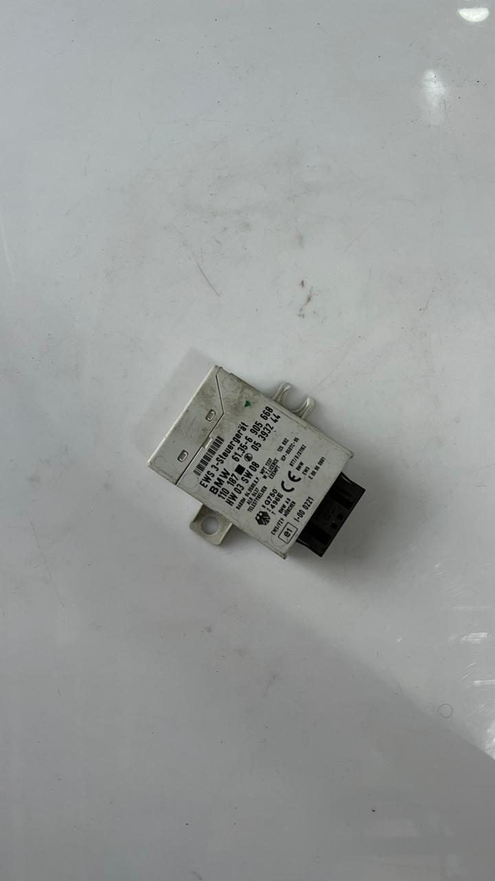 BMW Immobilizer Control Unit 6905668  E39 and E46 M57