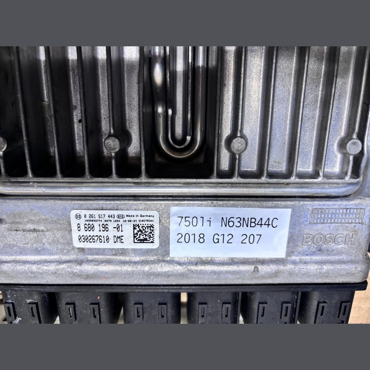 BMW 750li N63NB44C 2018 G12 ENGINE CONTROL UNIT COMPLETE SET + KEY  - 8680196