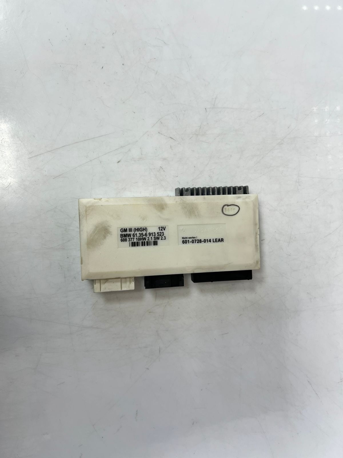 1996-2003 BMW E39 5 Series Body Control Module BCM GM III HIGH 12V 6913523 OEM