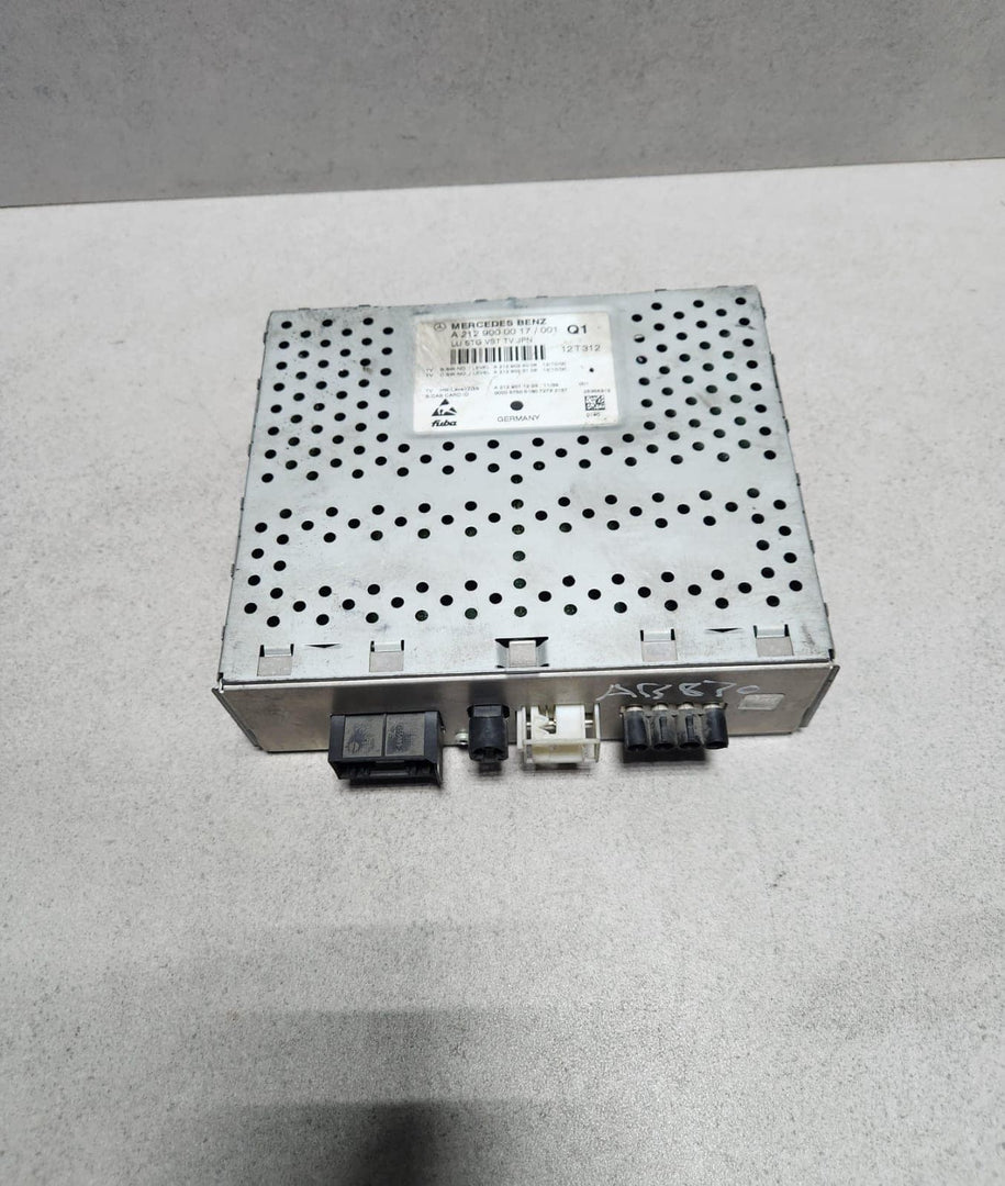 2011-2014 Mercedes-Benz C180 Digital Radio Tv Tuner A2129000017 W212 and C-Class